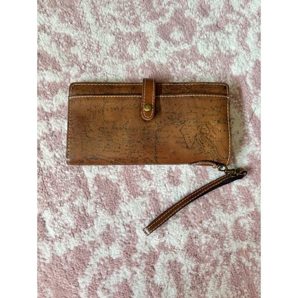 Patricia Nash Handbags - Patricia Nash Vintage Map Leather Wristlet Wallet Tan Brown Organizer